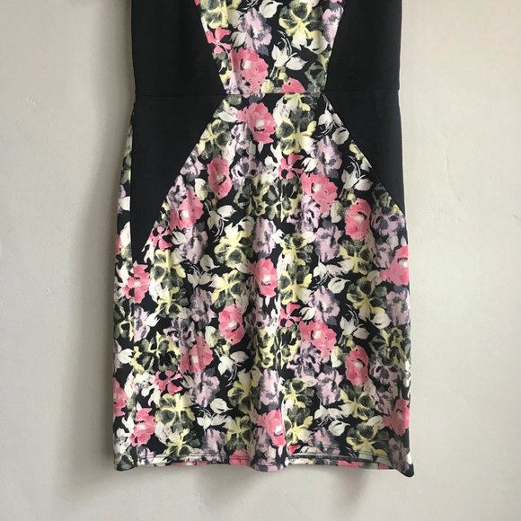 Xhilaration / Black Floral Print Fitted Dress - Picture 3 of 8